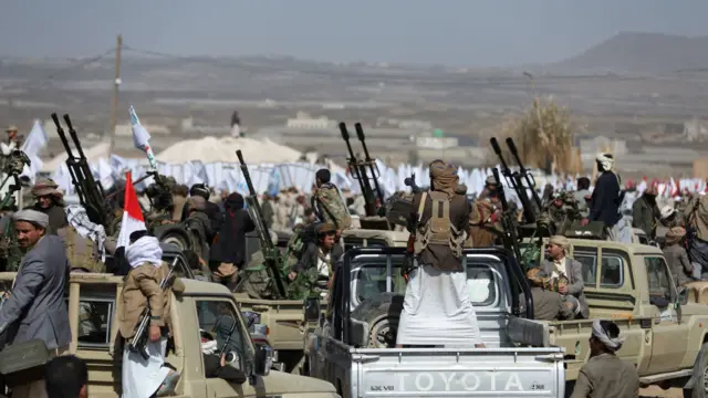 Members of the Houthi militia