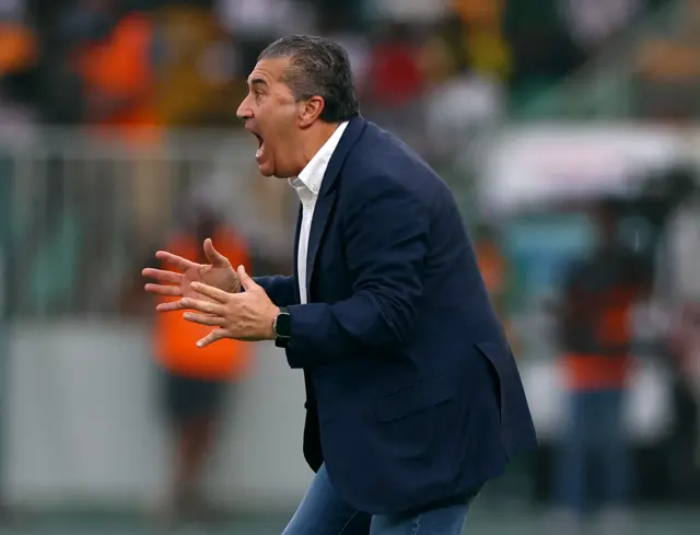 Jose Peseiro shouts in anger at his Nigeria players.