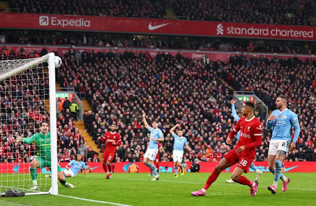 Cody Gakpo of Liverpool hits the crossbar