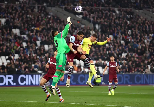 Alphonse Areola of West Ham United prepares to make a save whilst under pressure