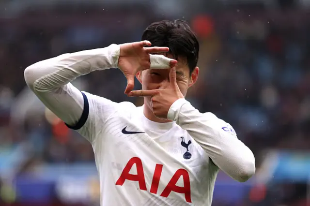 Son Heung-Min of Tottenham Hotspur celebrates