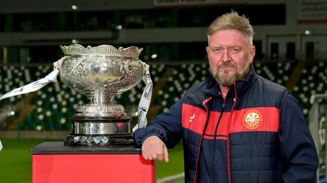 Portadown manager Niall Currie