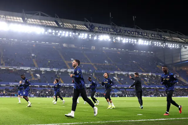 Chelsea players warm up