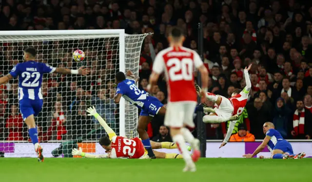 Arsenal score through a melee and it is disallowed.