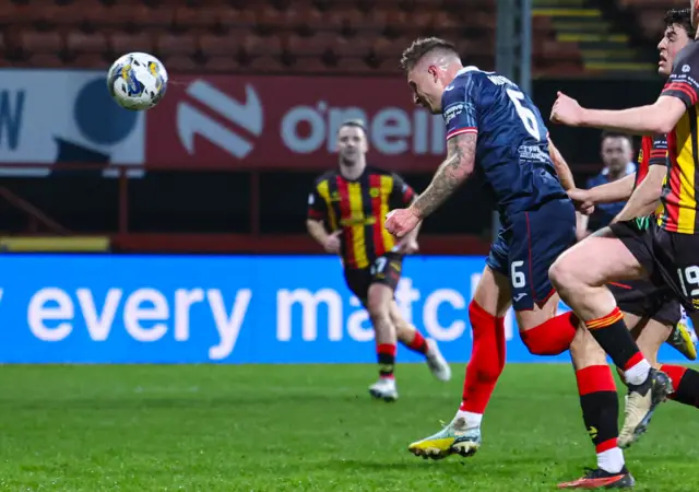 Euan Murray's first-half header proved enough for Raith Rovers