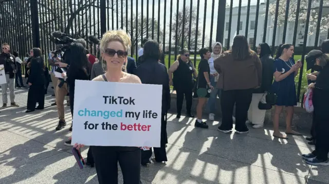 Protestor outside the White House