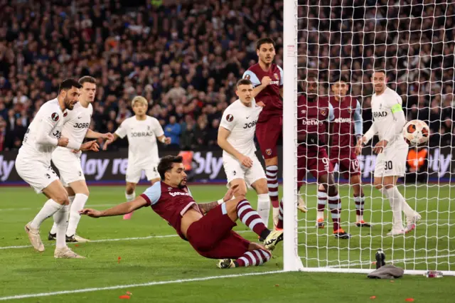 Paqueta slides in at the back post to level for West Ham