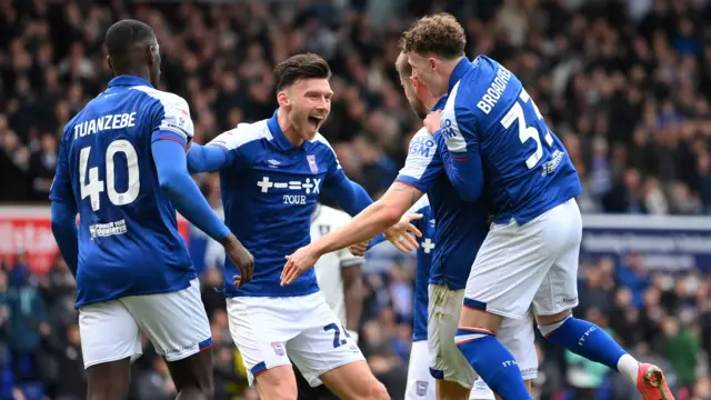 Ipswich celebrate