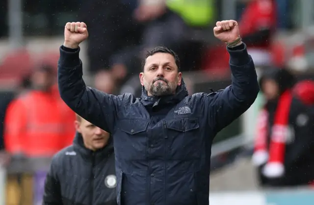 Erol Bulut celebrates victory at Bristol City