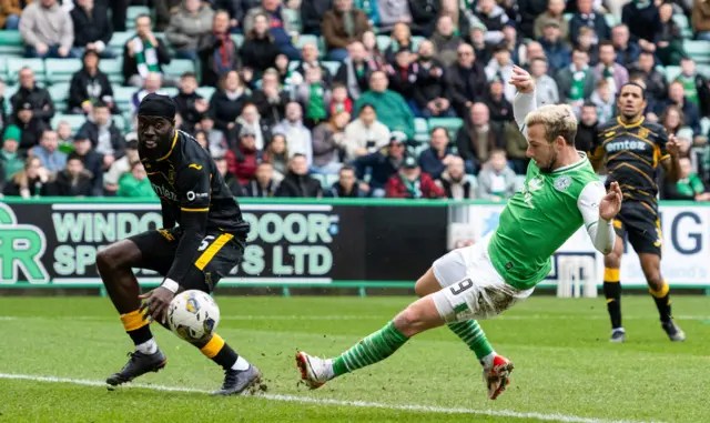 Adam Le Fondre makes it 3-0 to Hibs