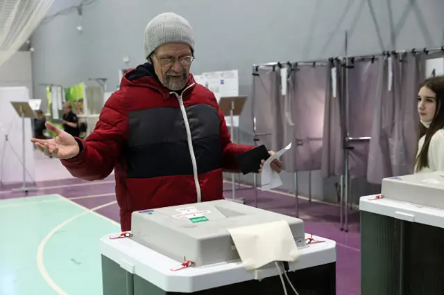 A man casts his ballot in Russia's presidential election in Yekaterinburg in the Urals on 17 March 2024