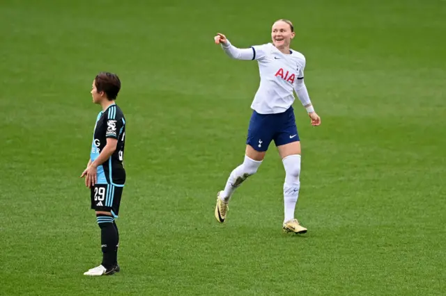 Vinberg celebrates her goal v Leicester