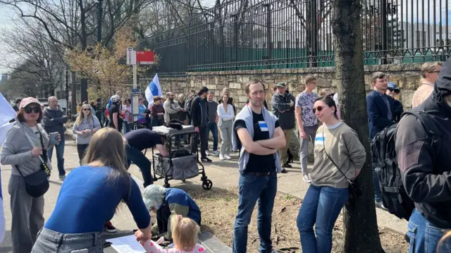 Russians gather in front of the Russian embassy in Washington DC, USA, at noon on 17 March 2024