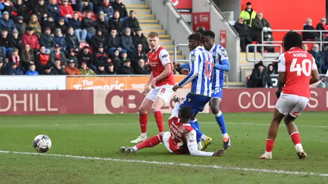 Sheff Wed's Ike Ugbo scores at Rotherham