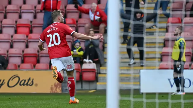 Elliott Nevitt scores for Crewe