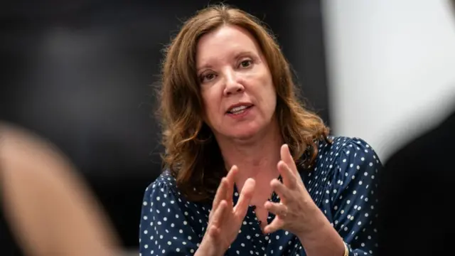 Commissioner for England Dame Rachel de Souza talks to children at Harris Westminster Sixth Form (HWSF) in London