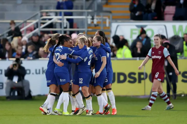 Chelsea celebrate as west ha trudge back to kick off