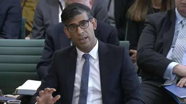 Rishi Sunak talks to MPs on the Liaison Committee