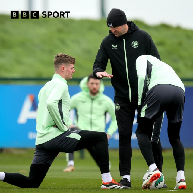 Interim Republic of Ireland manager John O'Shea with Evan Ferguson