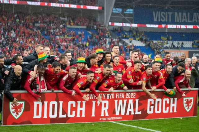 Wales celebrate beating Ukraine to qualify for the World Cup