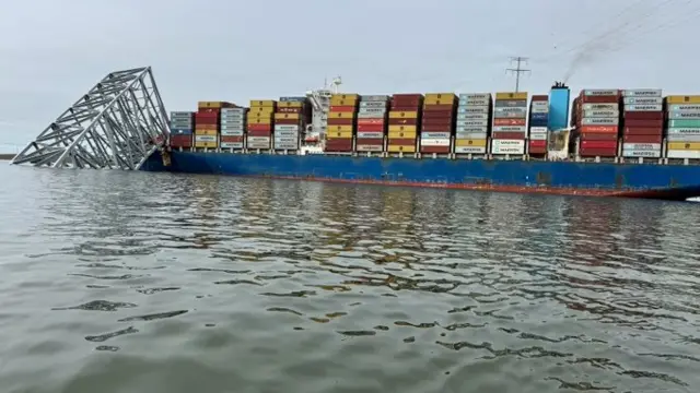 Baltimore bridge collapse shipping boxes