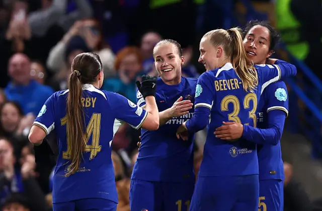 Mayra Ramirez of Chelsea celebrates scoring with teammates