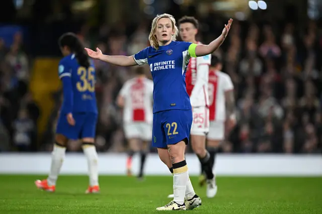 Erin Cuthbert of Chelsea reacts