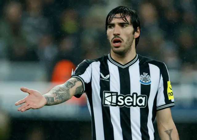 Sandro Tonali playing for Newcastle