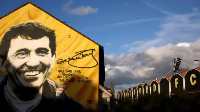 Graham Taylor mural at Vicarage Road