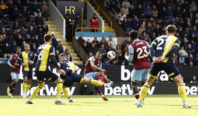 Vitinho shoots at goal