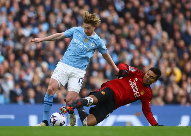 Casemiro tackles de Bruyne