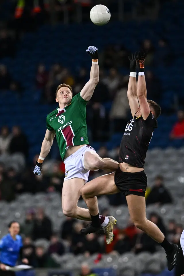 Ray Connellan and Pat Havern challenge in the air