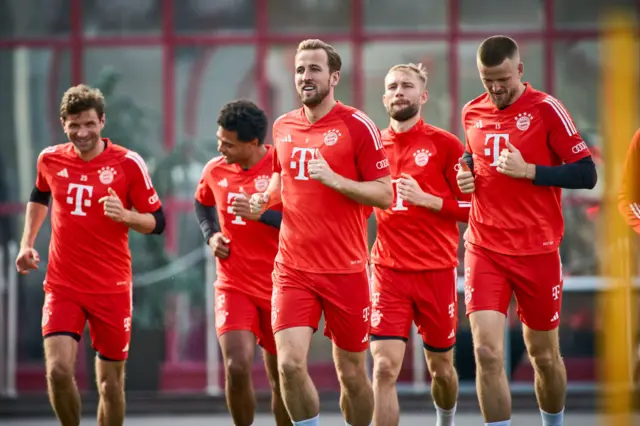 Harry Kane trains with his Bayern Munich team-mates