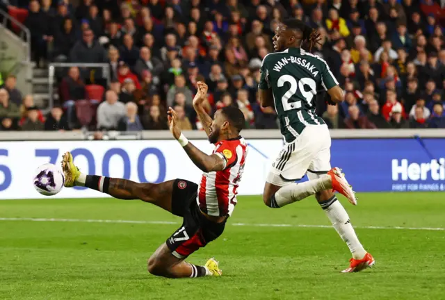 Ivan Toney scores a disallowed goal