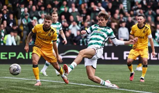 Matt O'Riley scores for Celtic against Livingston