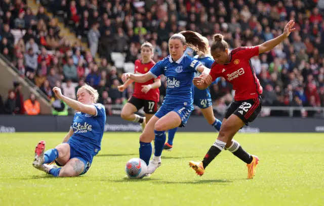 Parris takes aim at goal but two Everton defenders block