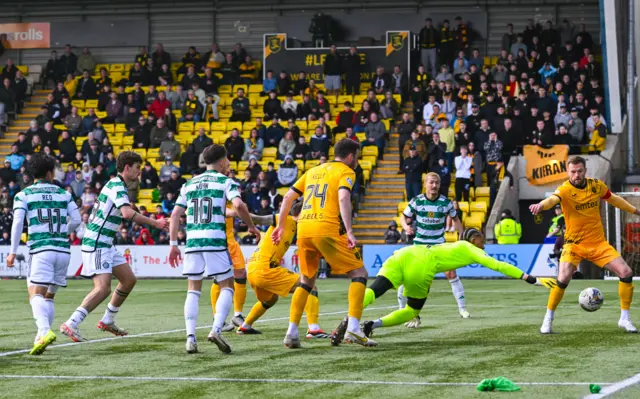 Celtic and Livingston players as Celtic take the lead