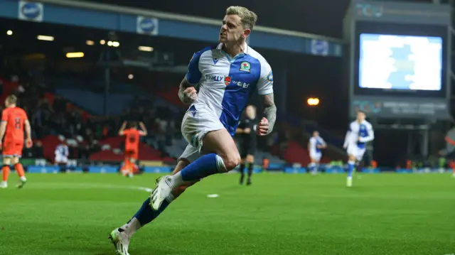 Sammie Szmodics celebrates scoring