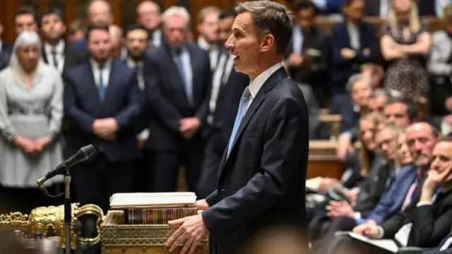 Chancellor Jeremy Hunt at the despatch box