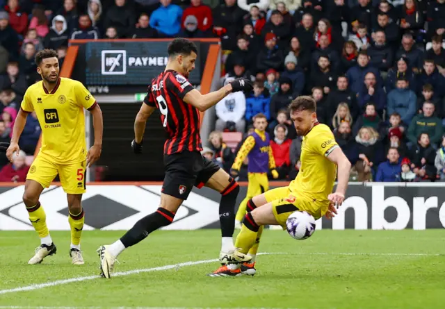 Dominic Solanke scores