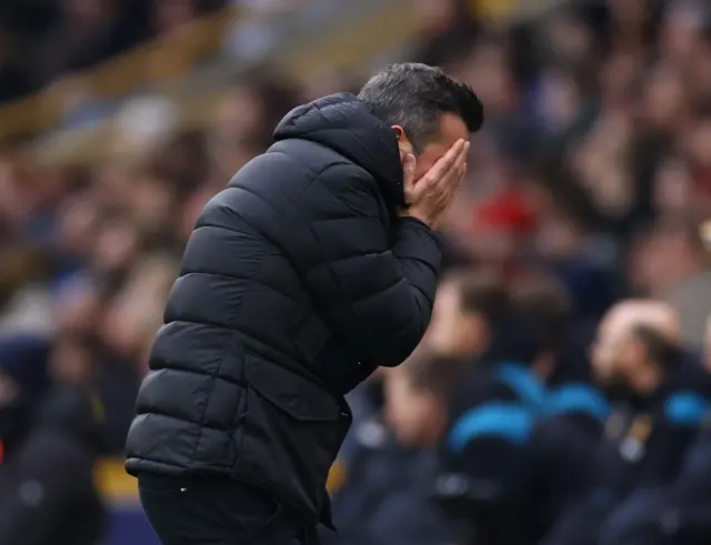 Marco Silva reacts