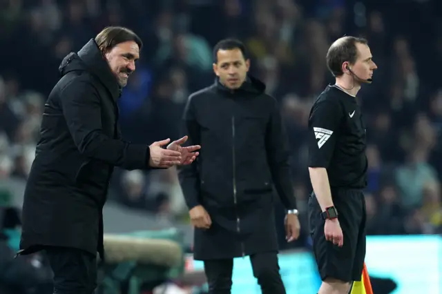 Leeds boss Daniel Farke and Hull City boss Liam Rosenior