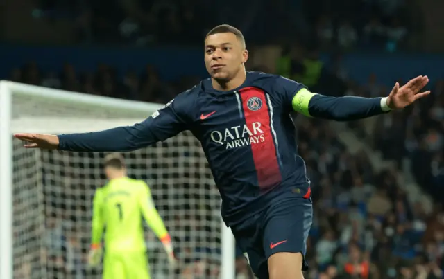 Kylian Mbappe celebrates for PSG