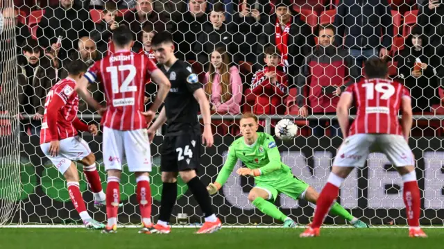 Nahki Wells scores penalty