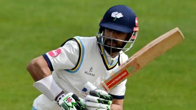 Shan Masood batting for Yorkshire