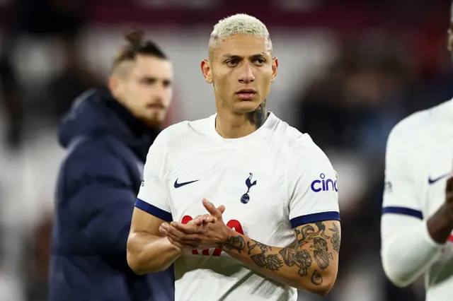 Richarlison applauds the fans