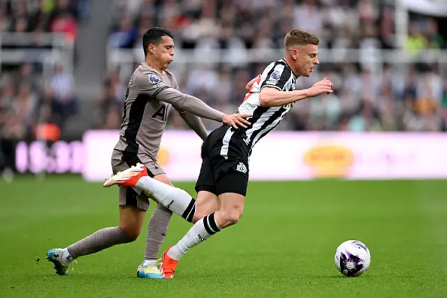 Pedro Porro fouls Harvey Barnes