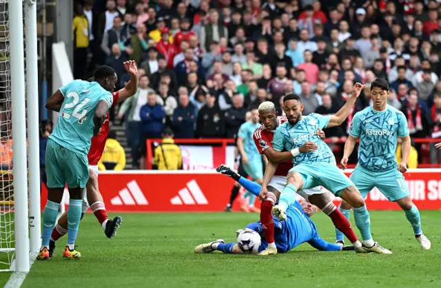 Matheus Cunha of Wolverhampton Wanderers scores his team's second goal