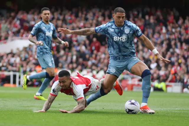 Gabriel Jesus and Diego Carlos