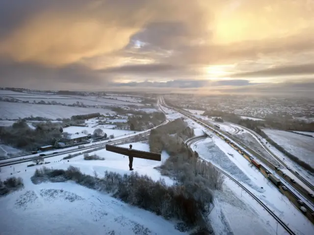 Snow around the Angel of the North